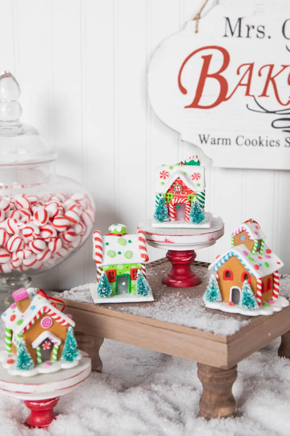 Decorator's Warehouse 3” Acrylic Light Up Gingerbread House Ornament > Christmas Ornaments|Christmas Decor