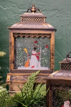 Decorator's Warehouse 11