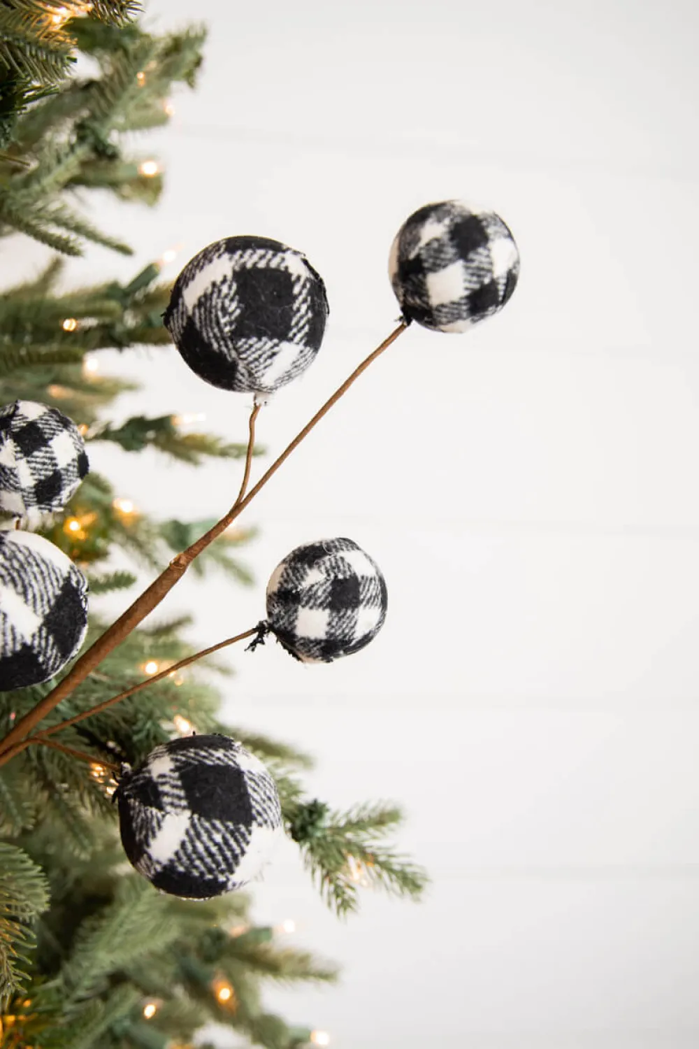 Decorator's Warehouse 25” Black & White Buffalo Check Plaid Ball Spray > Christmas Sprays|Christmas Decor