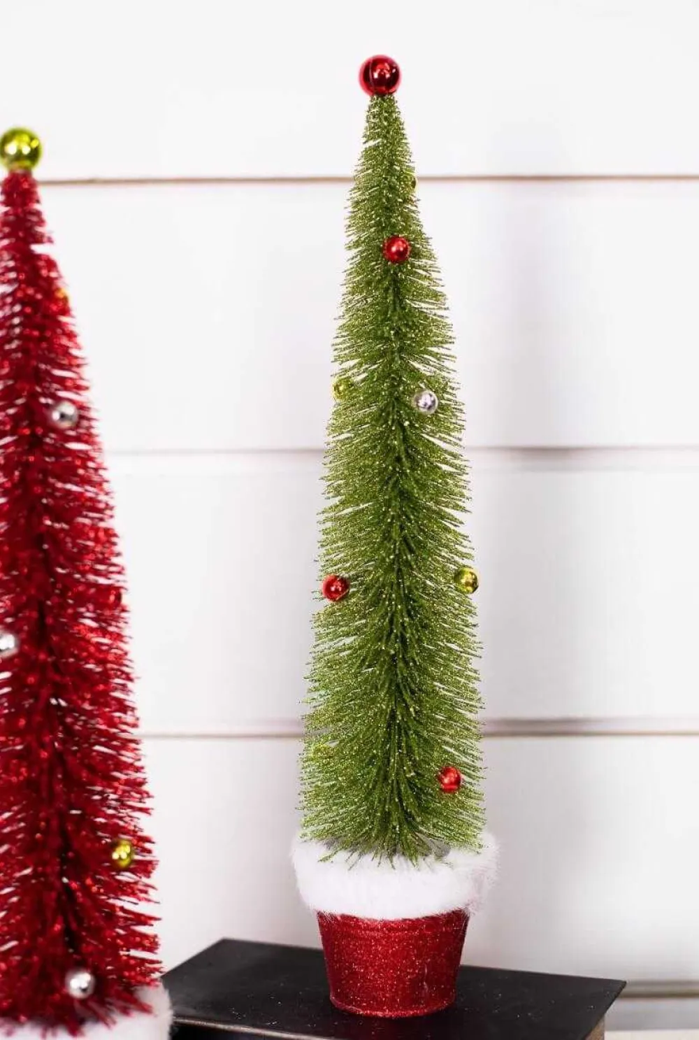 Decorator's Warehouse Bottle Brush Very Merry Tree > North Pole Party|Tabletop & Accent Trees