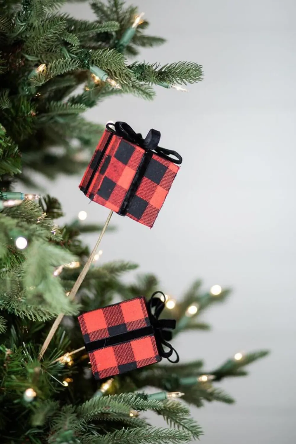 Decorator's Warehouse 24” Buffalo Plaid Package with Bow Spray > Farmhouse|Christmas Sprays