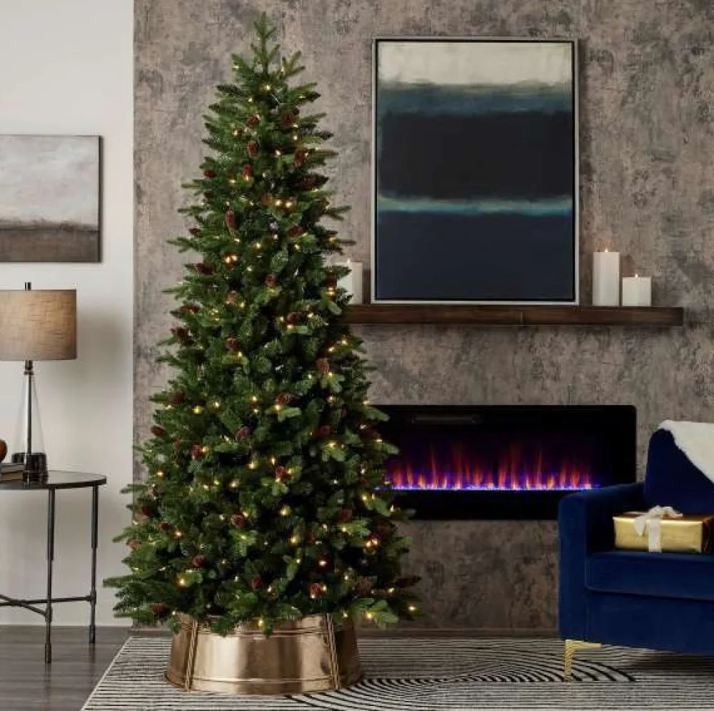 Decorator's Warehouse 9' Canyon Ranch Fir Tree with 620 Warm White LED Lights > Green|9 Feet