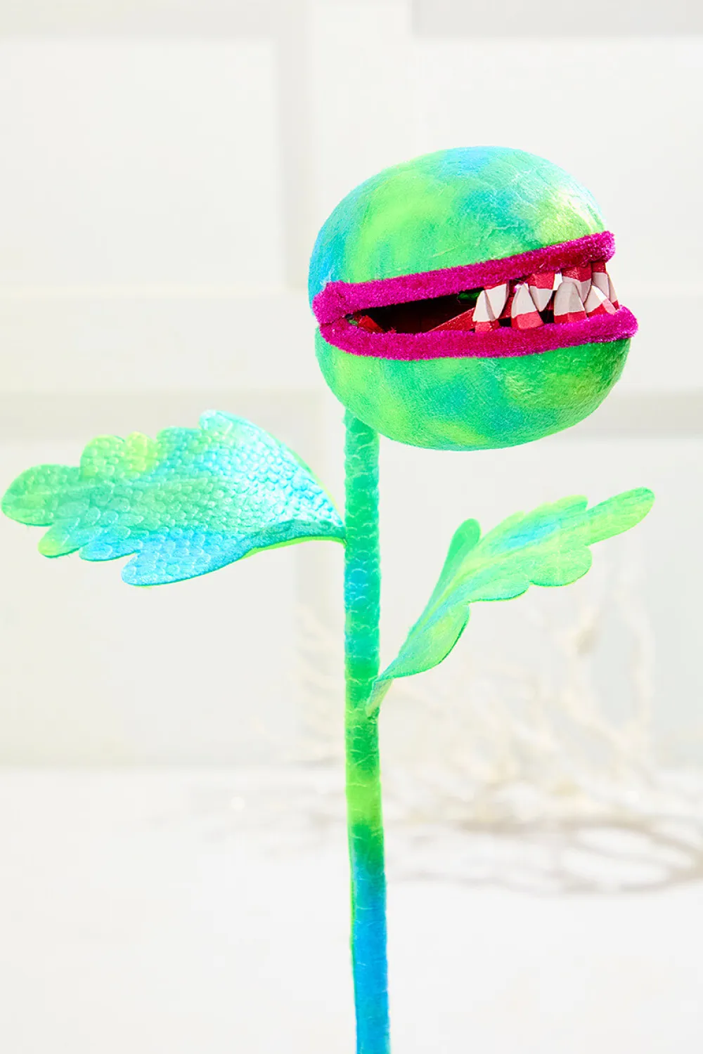 Decorator's Warehouse 23" Carnivorous Plant Stem > Halloween|Halloween