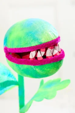 Decorator's Warehouse 23" Carnivorous Plant Stem > Halloween|Halloween