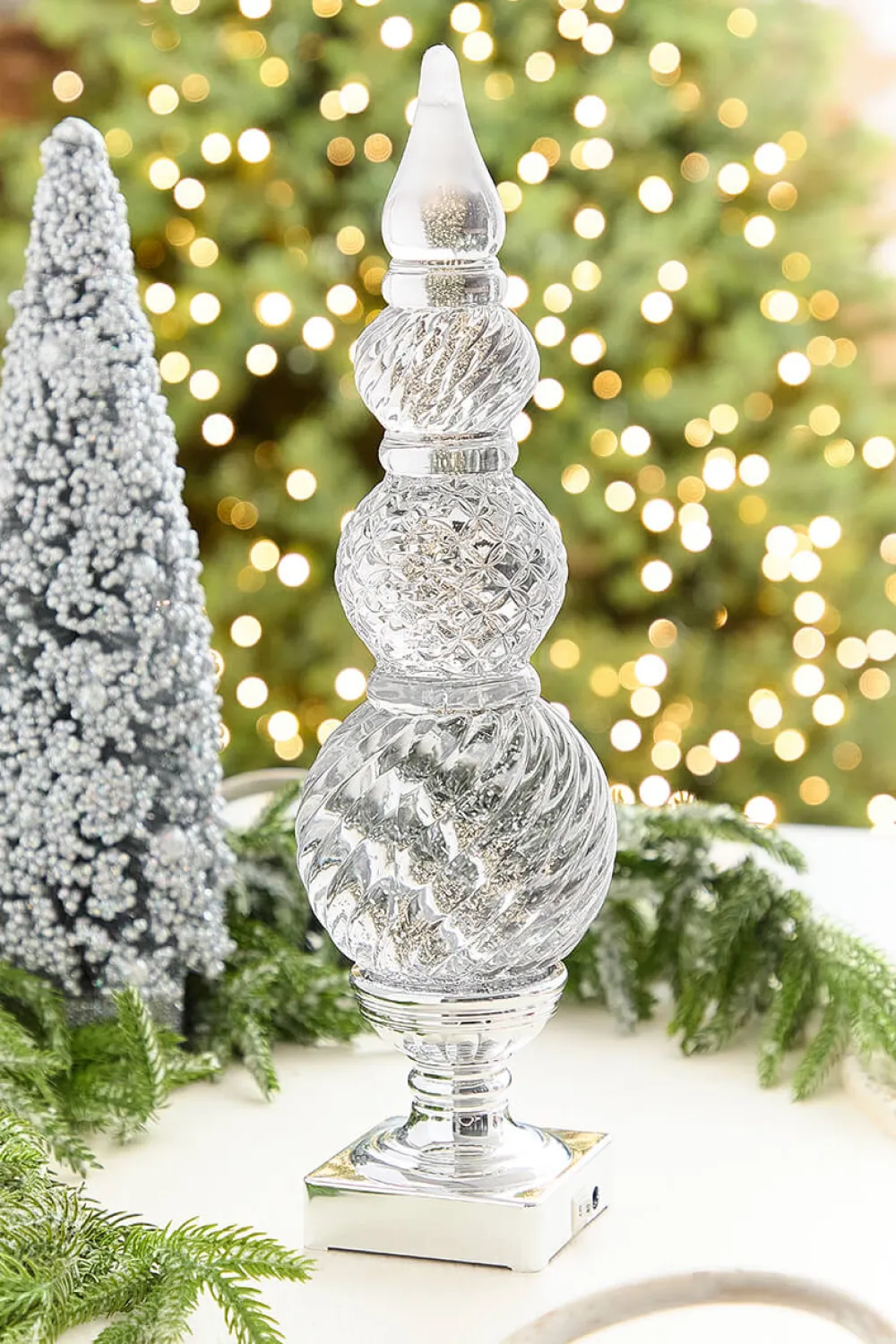 Decorator's Warehouse 15.5" Christmas Finial Lighted Globe > White Christmas|Christmas Decor
