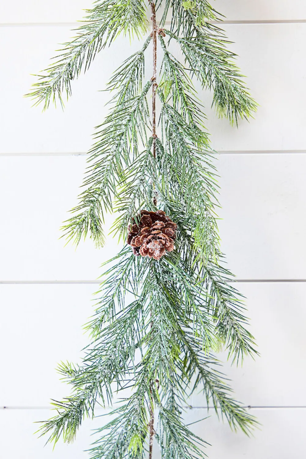 Decorator's Warehouse 6' Christmas Frosted Arrowhead Garland > Natural Greenery|Christmas Decor