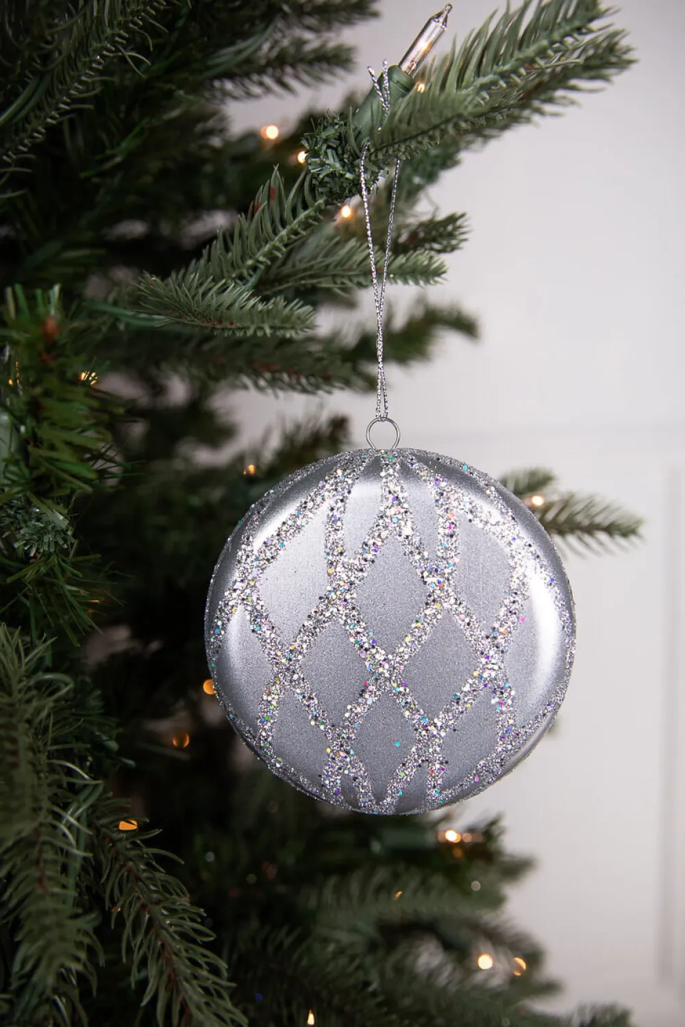 Decorator's Warehouse 10cm Matte Glitter Flat Round Ornament - Silver > White Christmas|Christmas Sale