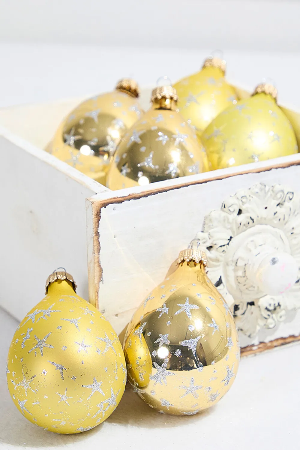 Decorator's Warehouse 6ct Glass Drop Aztec Gold & Gold Velvet with Silver Stars > Boxed Sets|Christmas Sale