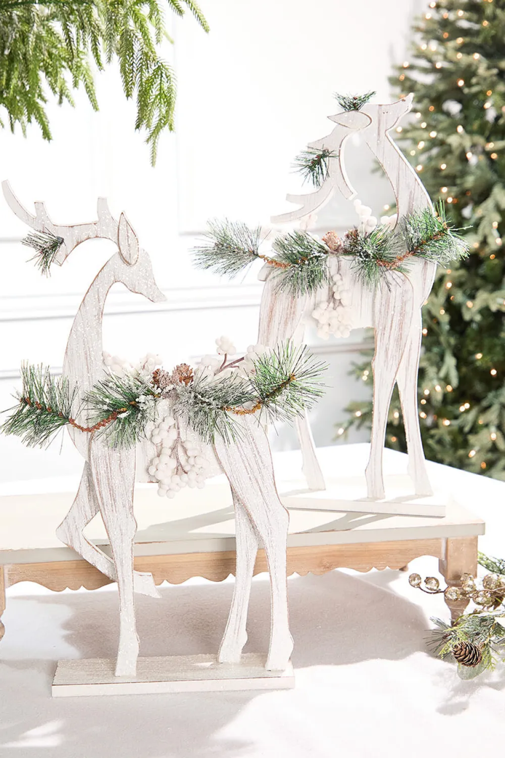 Decorator's Warehouse Deer Wood Figure > Winter Woodland|Christmas Accents