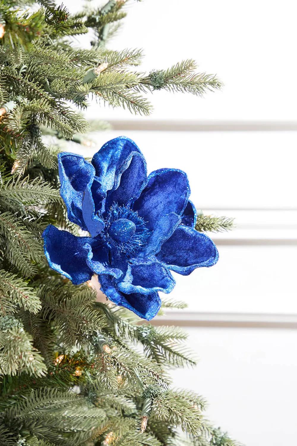 Decorator's Warehouse 24" Deluxe Velvet Saphire Magnolia Stem > Blue Christmas|Christmas Flowers