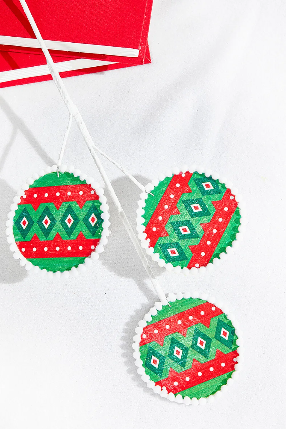 Decorator's Warehouse 21.5" Diamond Ornament Spray > North Pole Party|Christmas Decor