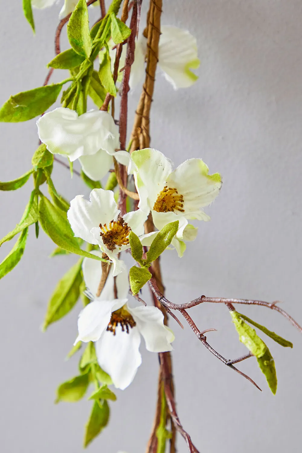 Decorator's Warehouse 60" Dogwood Garland > Christmas Decor|Spring Florals