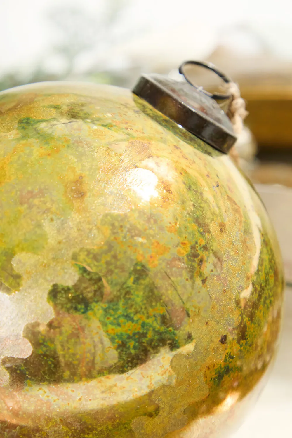Decorator's Warehouse 5" Etched Brilliant Gold Ball Ornament > Christmas Decor|Natural Elegance