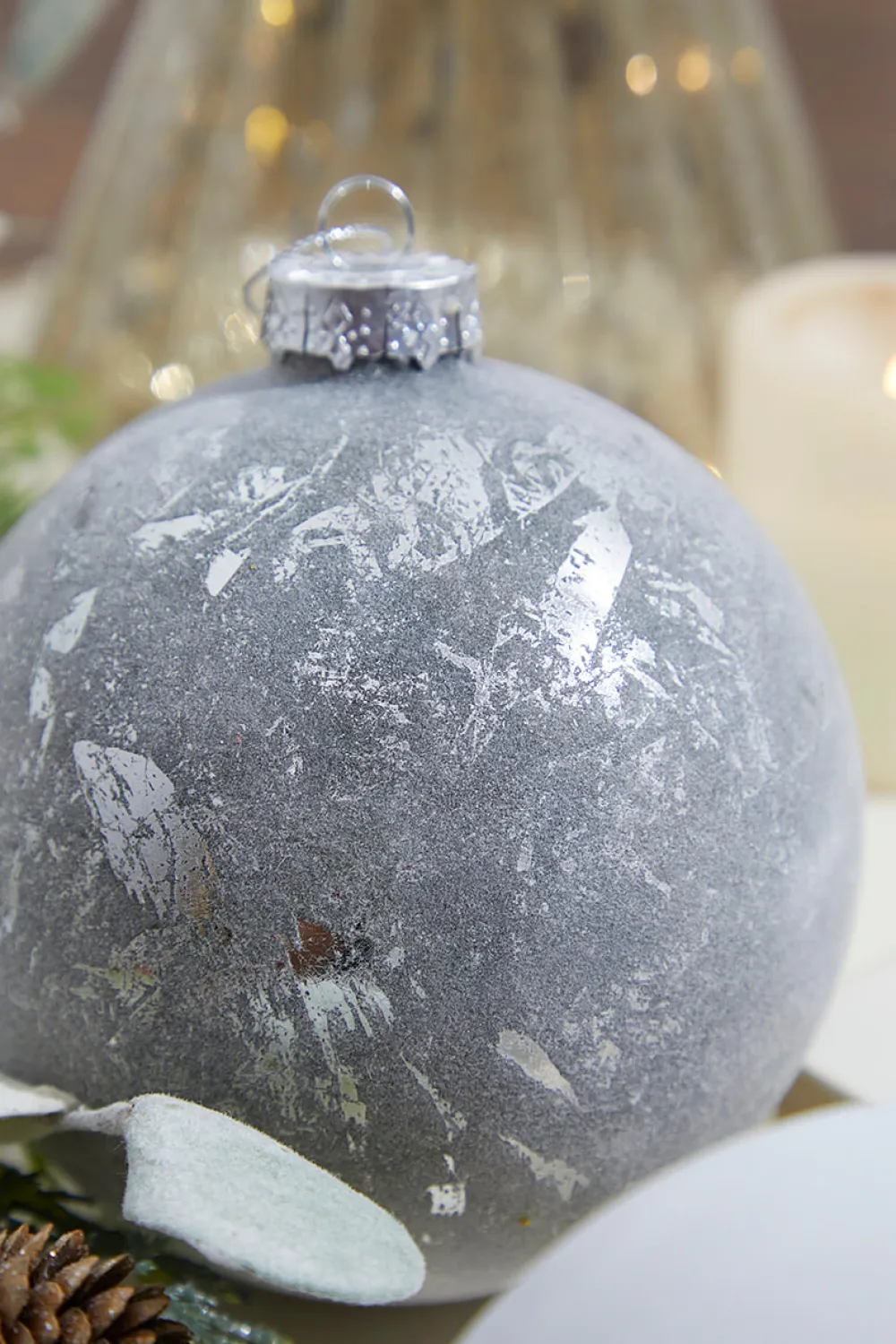 Decorator's Warehouse 5" Frosted White Christmas Ball Ornaments - Set of 6 > White Christmas|Boxed Sets