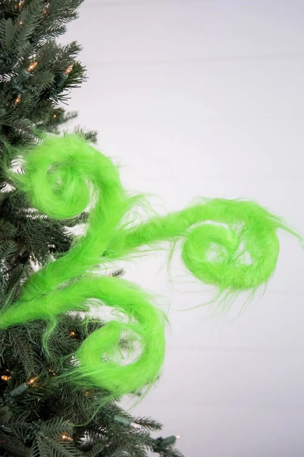 Decorator's Warehouse 30” Furry Spiral Curly Spray - Green > Kristin'S Picks|Storyville