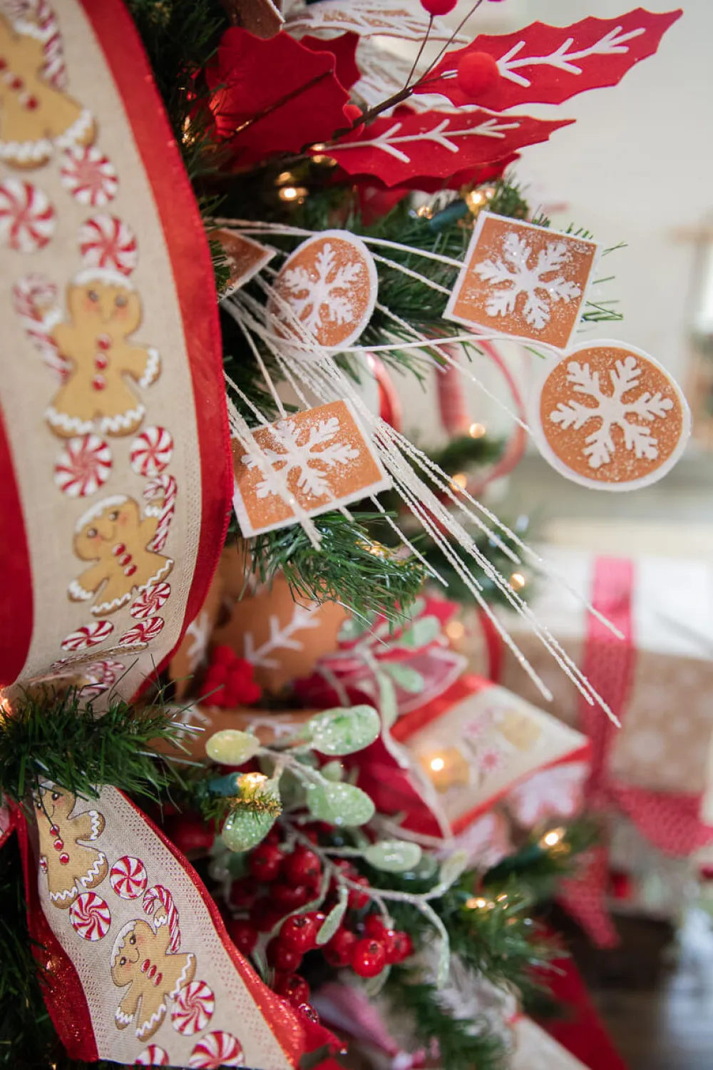 Decorator's Warehouse 25” Gingerbread Cookie Stem > Sugar & Spice|Christmas Sprays