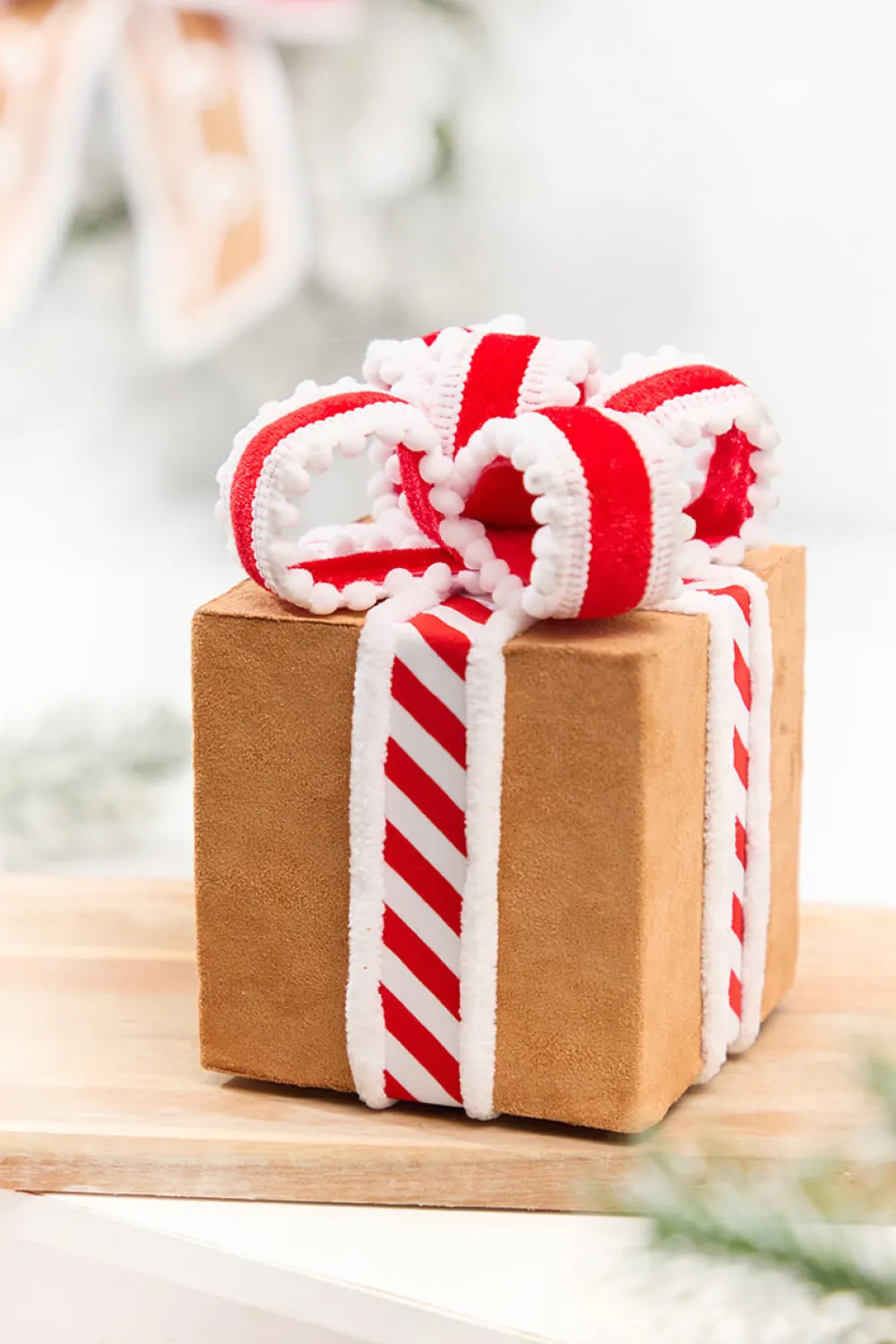 Decorator's Warehouse 6" Gingerbread Gift Box Ornament > Gingerbread
