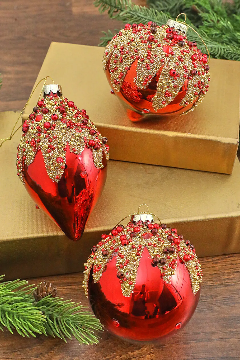 Decorator's Warehouse 4” Glass Bead Ornament > Christmas Ornaments|Classic Christmas