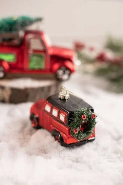 Decorator's Warehouse Glass Car with Tree/ Wreath Christmas Ornament > Christmas Ornaments|Farmhouse