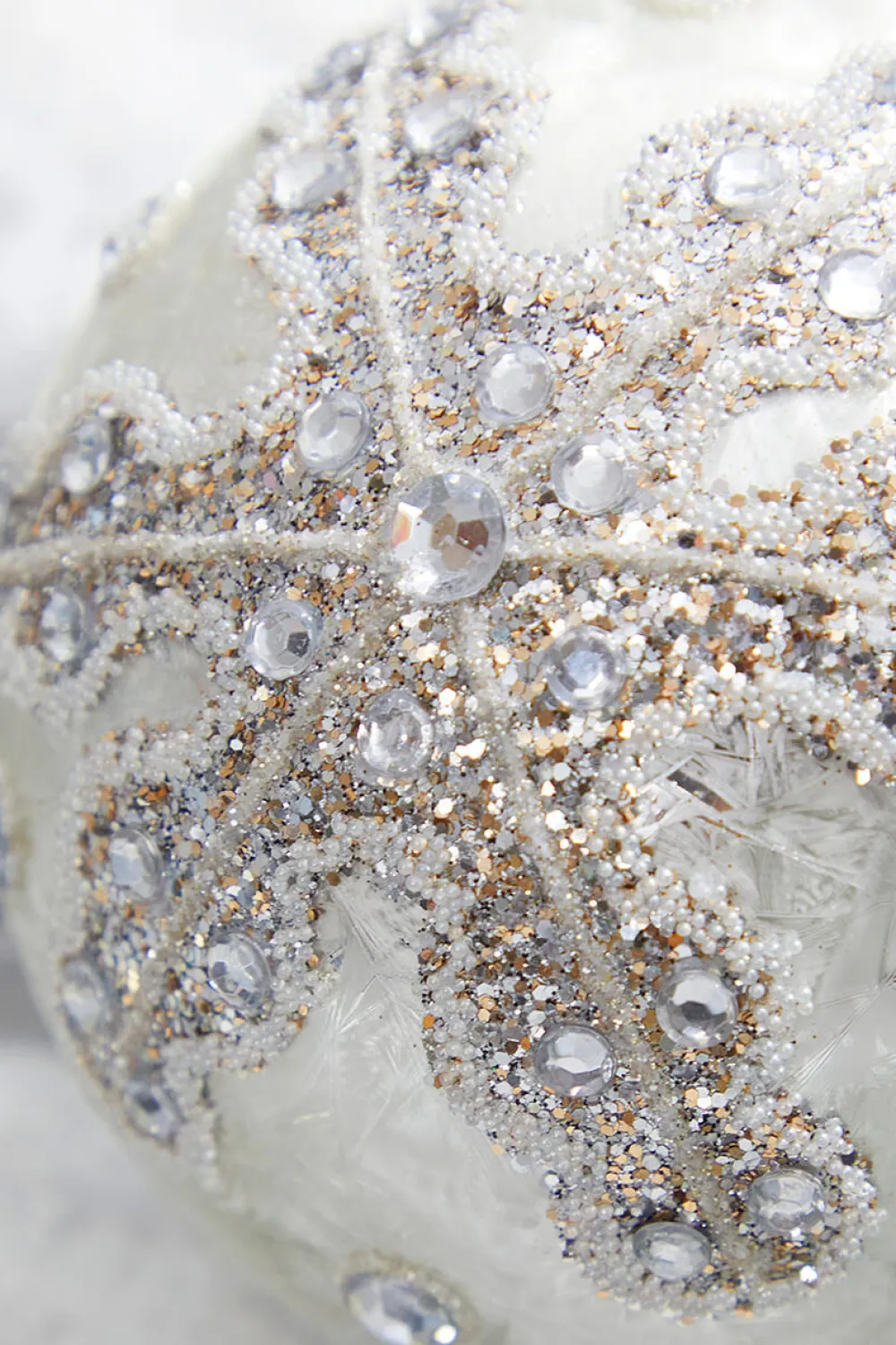 Decorator's Warehouse 4" Glitter Ball/Finial Snowflake Ornament > Christmas Ornaments|White Christmas