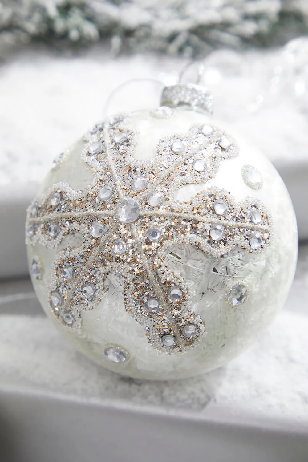 Decorator's Warehouse 4" Glitter Ball/Finial Snowflake Ornament > Christmas Ornaments|White Christmas