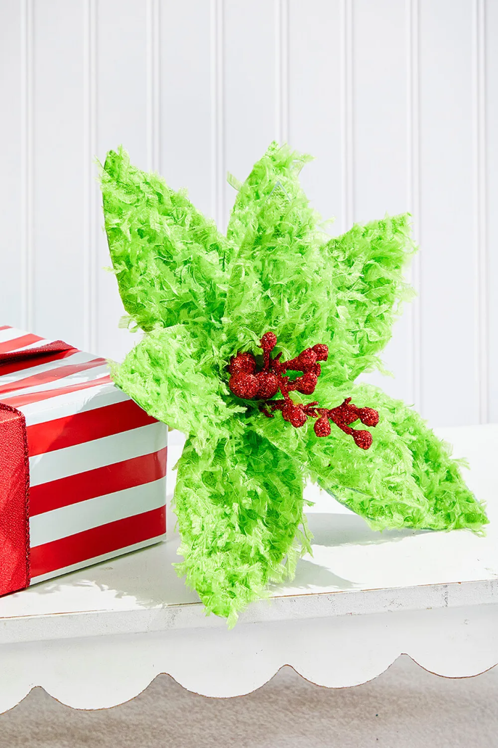 Decorator's Warehouse 11" Green Furry Feather Fabric Poinsettia > Kristin'S Picks|Storyville