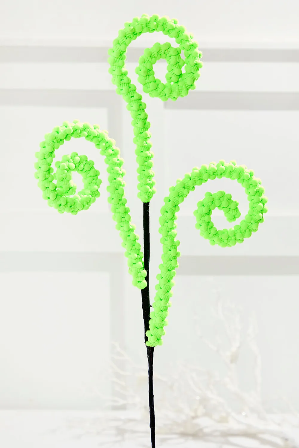 Decorator's Warehouse 28" Green Puff Chenille Spiral Curly Spray > Halloween|Halloween