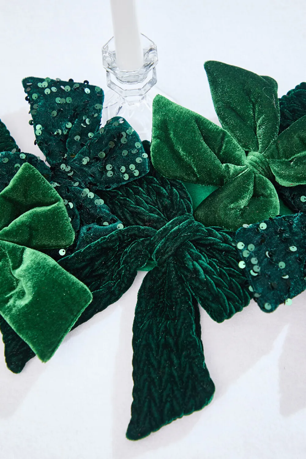 Decorator's Warehouse 48" Green Velvet Sequin Bow Garland > Christmas Decor|2026 New Additions