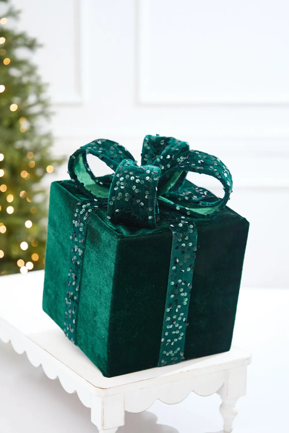 Decorator's Warehouse 12" Green Velvet Sequin Gift Box > Traditional|Christmas Accents
