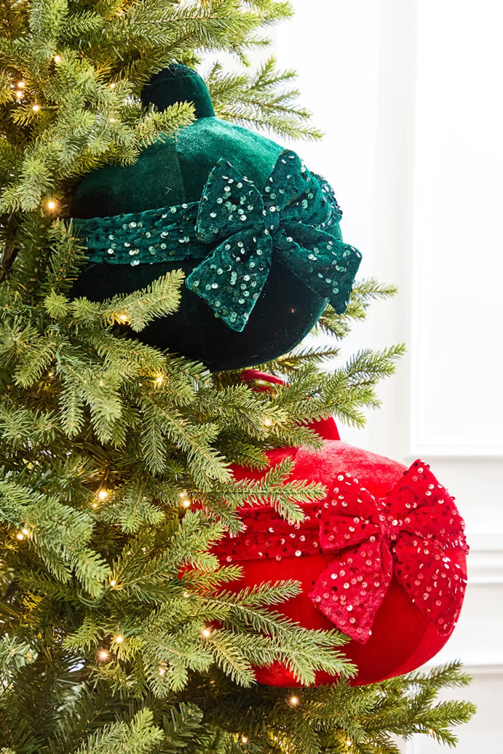 Decorator's Warehouse 10" Green Velvet with Sequin Bow Ornament > Christmas Decor|Christmas Accents