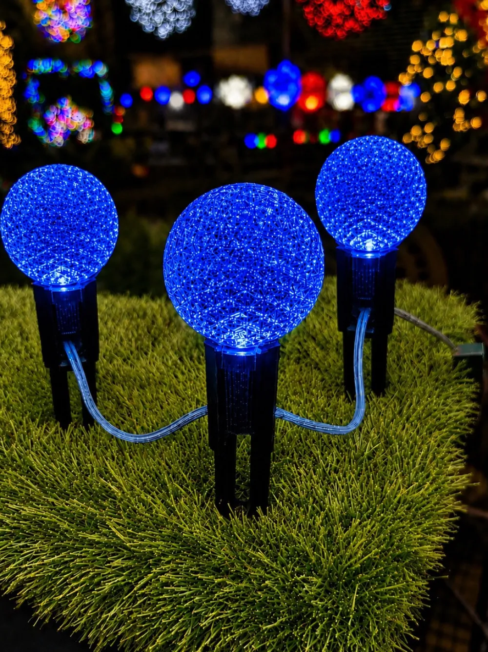 Decorator's Warehouse G50 Wonderful LED SMD Bulb (25 bulbs/bag) - Faceted, Blue > Outdoor Lighting|Led Light Bulbs