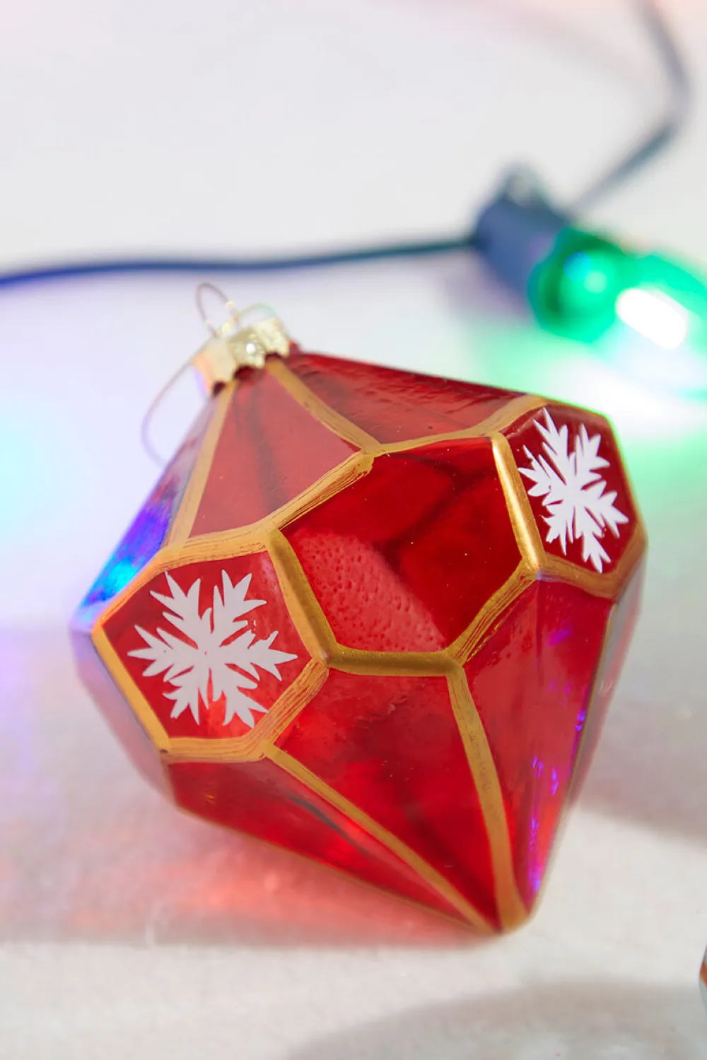 Decorator's Warehouse 4” Holiday Glass Ornament (Ball/Onion) > Christmas Decor|Retro Brites
