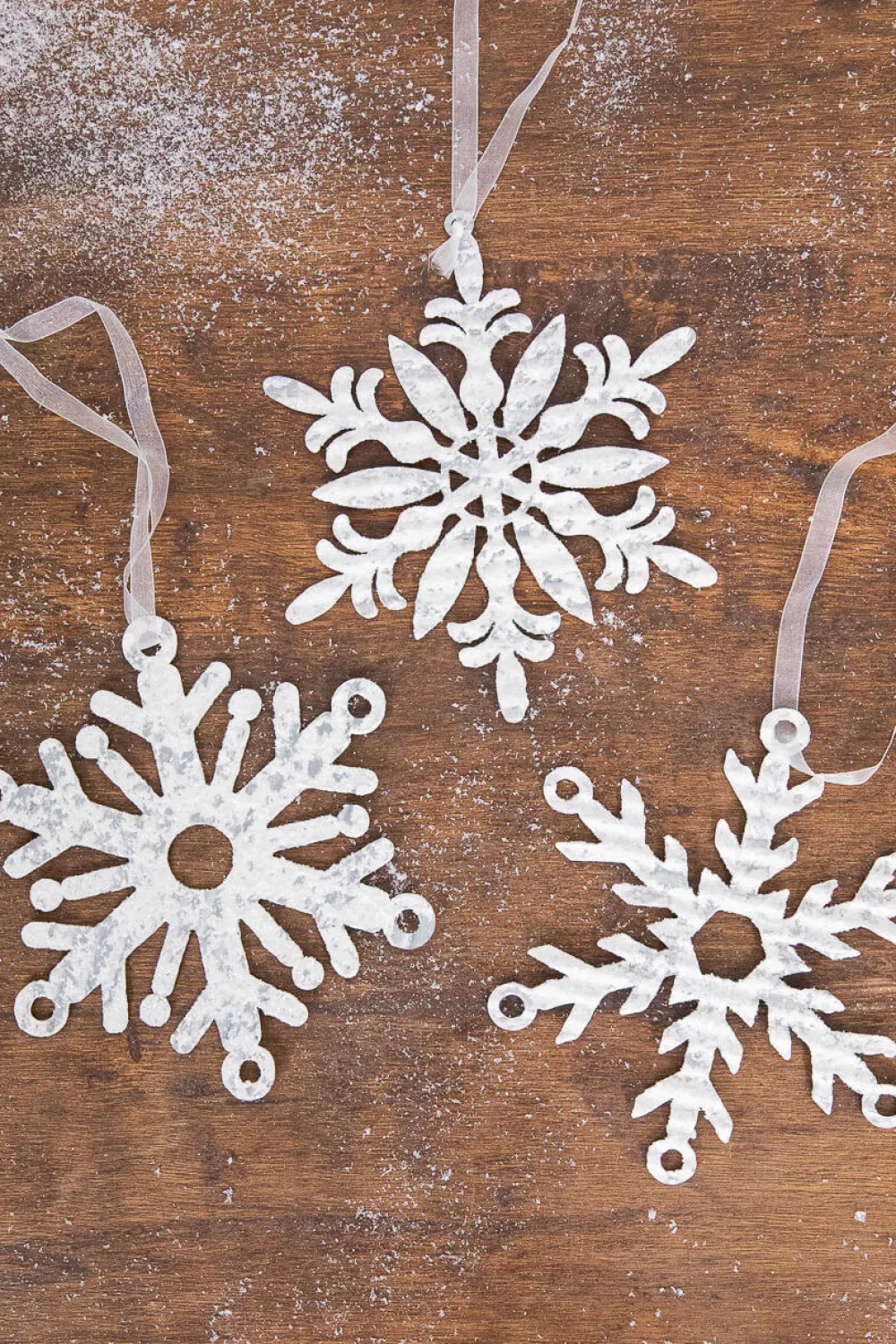 Decorator's Warehouse 7.75” Holiday Metal Snowflake Ornament > Winter Woodland|Christmas Decor