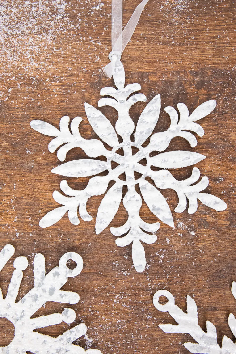 Decorator's Warehouse 7.75” Holiday Metal Snowflake Ornament > Winter Woodland|Christmas Decor