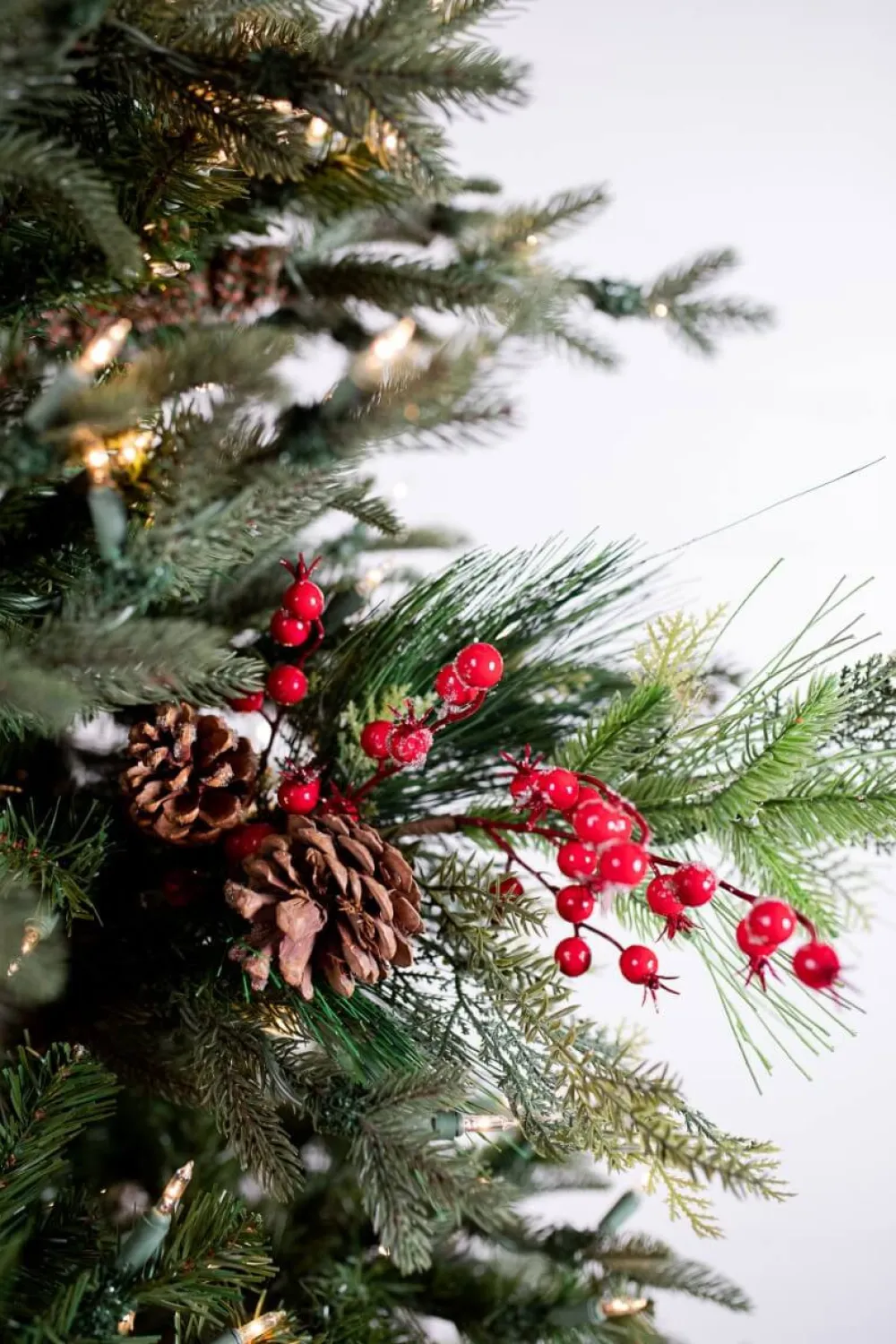 Decorator's Warehouse 25” Ice Mixed Pine Berry Pinecone Spray > Farmhouse|Christmas Sprays