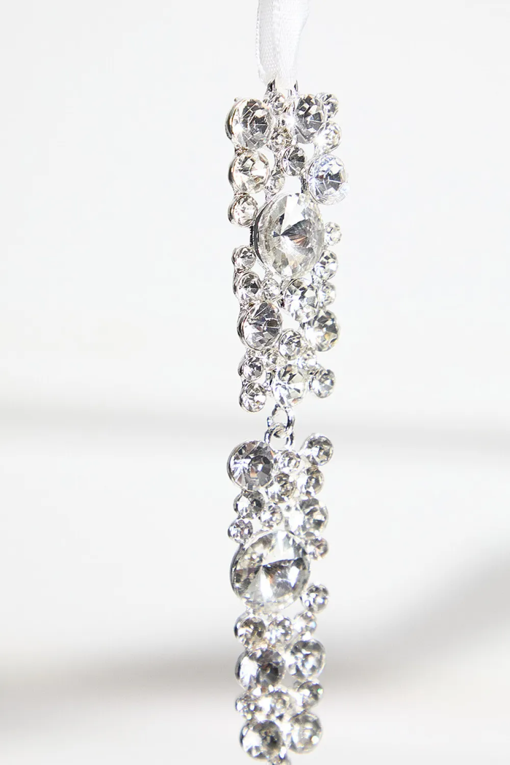 Decorator's Warehouse Jewel Icicle Ornaments - Set of 2 > White Christmas|Red & Silver