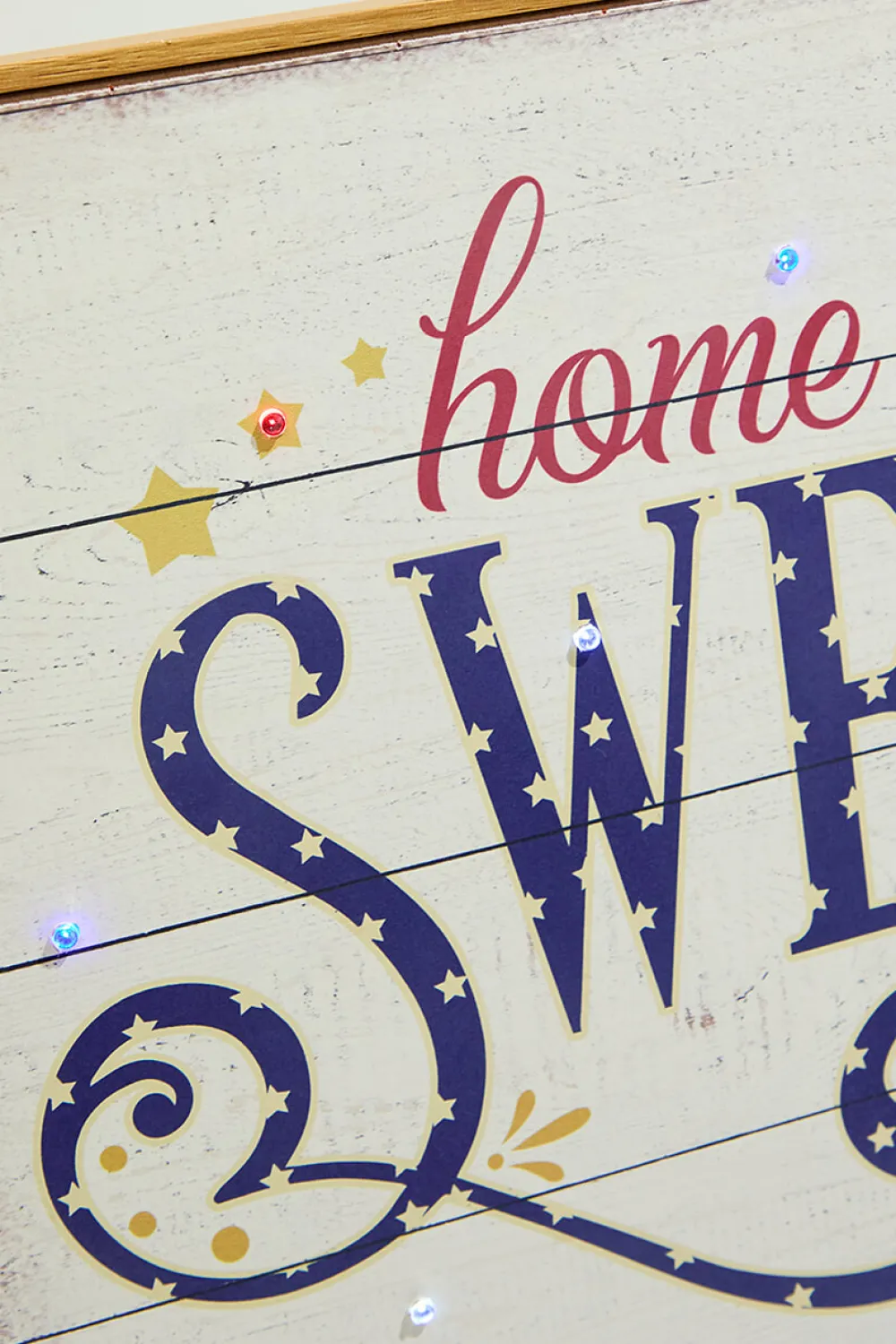 Decorator's Warehouse 15.75"L B/O Lighted Wood Americana Wall Sign > Patriotic Decor|Patriotic Decor