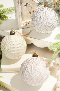Decorator's Warehouse 4" Leafy Ball Glass Ornament > Sugar & Spice|Christmas Decor