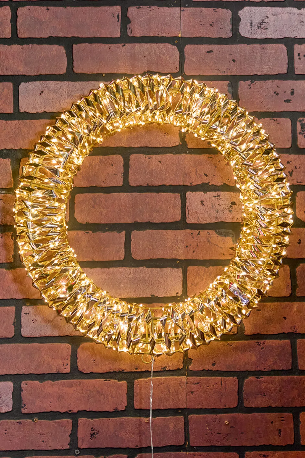 Decorator's Warehouse 1.6' LED Wreath - 600L > Outdoor Decor|Outdoor Decor