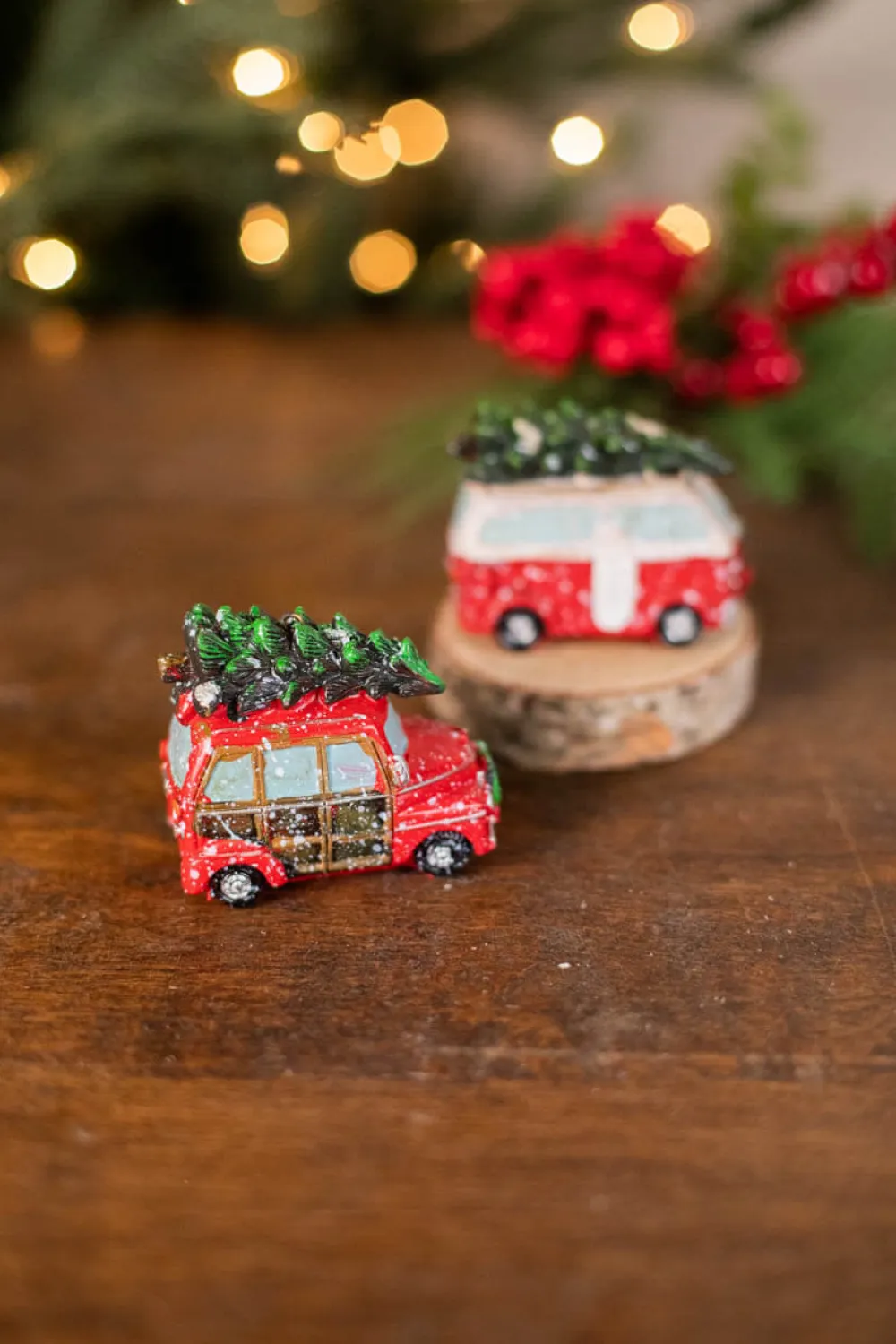 Decorator's Warehouse 3.7” L Resin Holiday Vehicle with Tree Ornament > Christmas Ornaments|Farmhouse