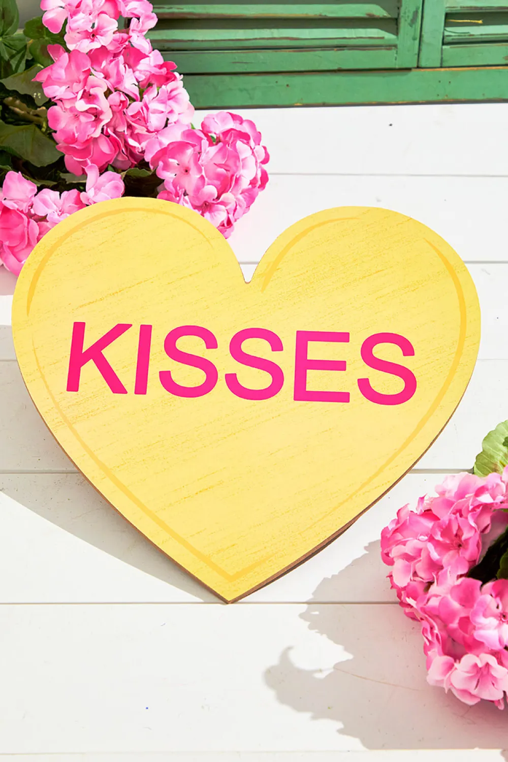 Decorator's Warehouse 12"L x 11.5"H Candy Hearts Sign > Christmas Decor|Valentine'S Decor