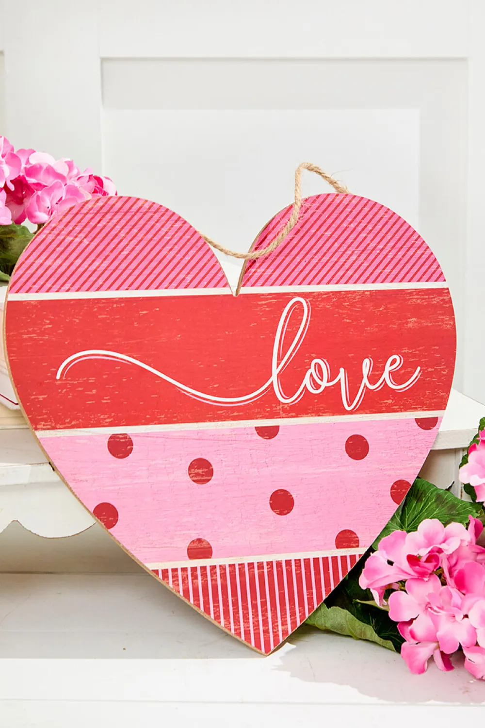 Decorator's Warehouse 12"L x 11.5"H Pattern Heart Sign > Christmas Decor|Valentine'S Decor