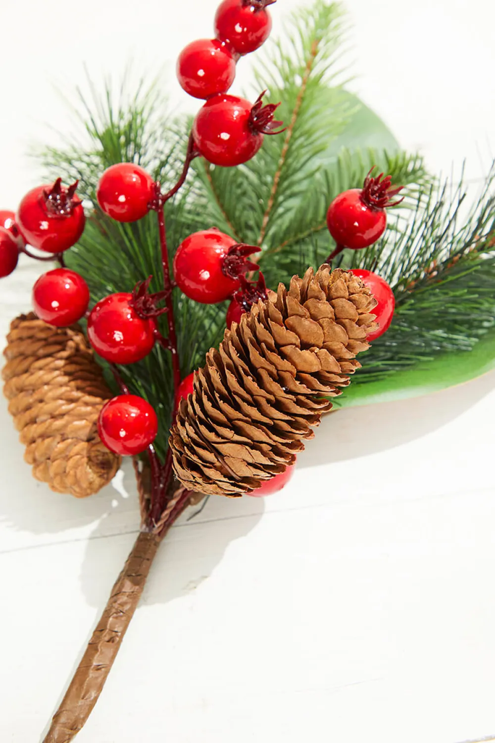 Decorator's Warehouse 16" Magnolia Leaf Berry Cone Pick > Christmas Sprays|Christmas Decor