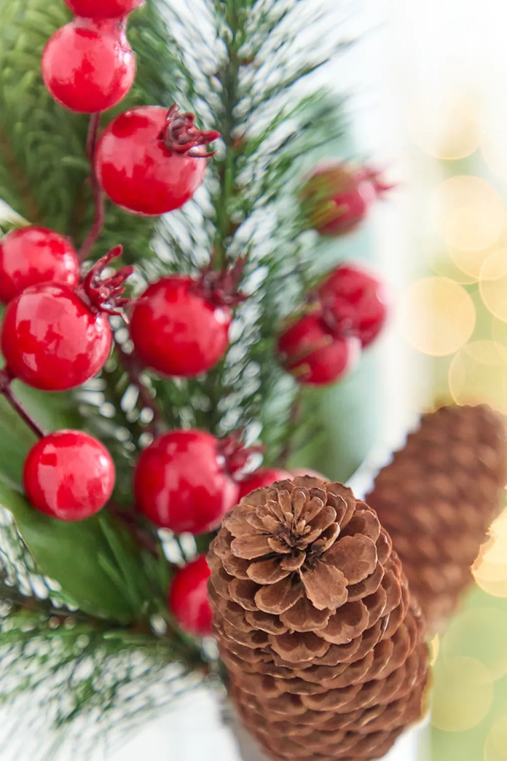 Decorator's Warehouse 16" Magnolia Leaf Berry Cone Pick > Christmas Sprays|Christmas Decor