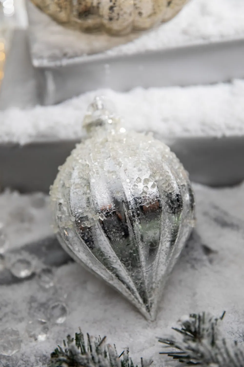 Decorator's Warehouse 7" Metallic Ridged Iced Kismet Finial Ornament - Silver > Christmas Ornaments|White Christmas