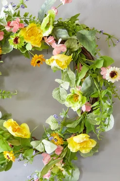 Decorator's Warehouse 24" Mixed Flower Wreath > Christmas Decor|All Wreaths