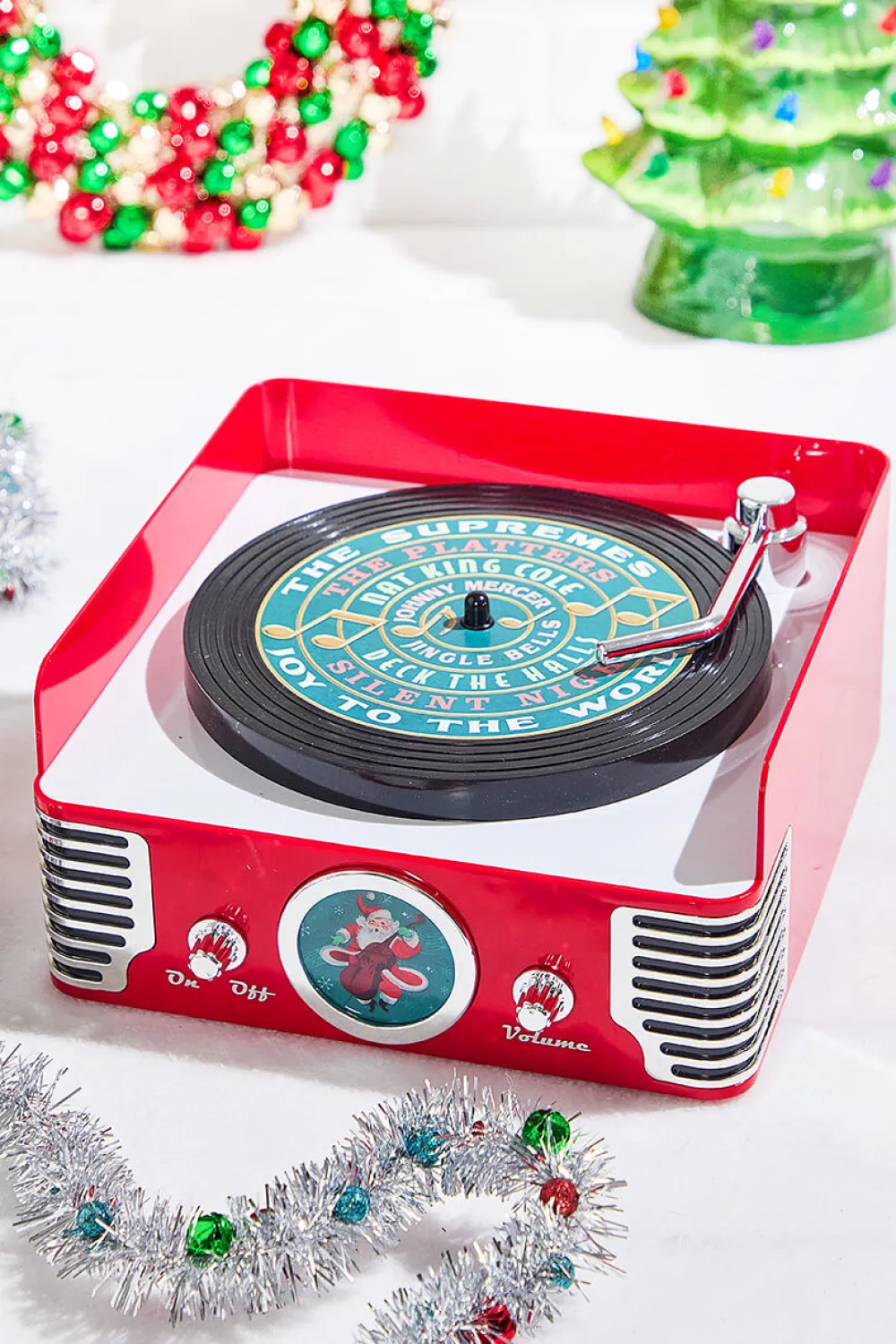 Decorator's Warehouse Mr. Christmas Retro Record Player > Christmas Sale|Christmas Decor