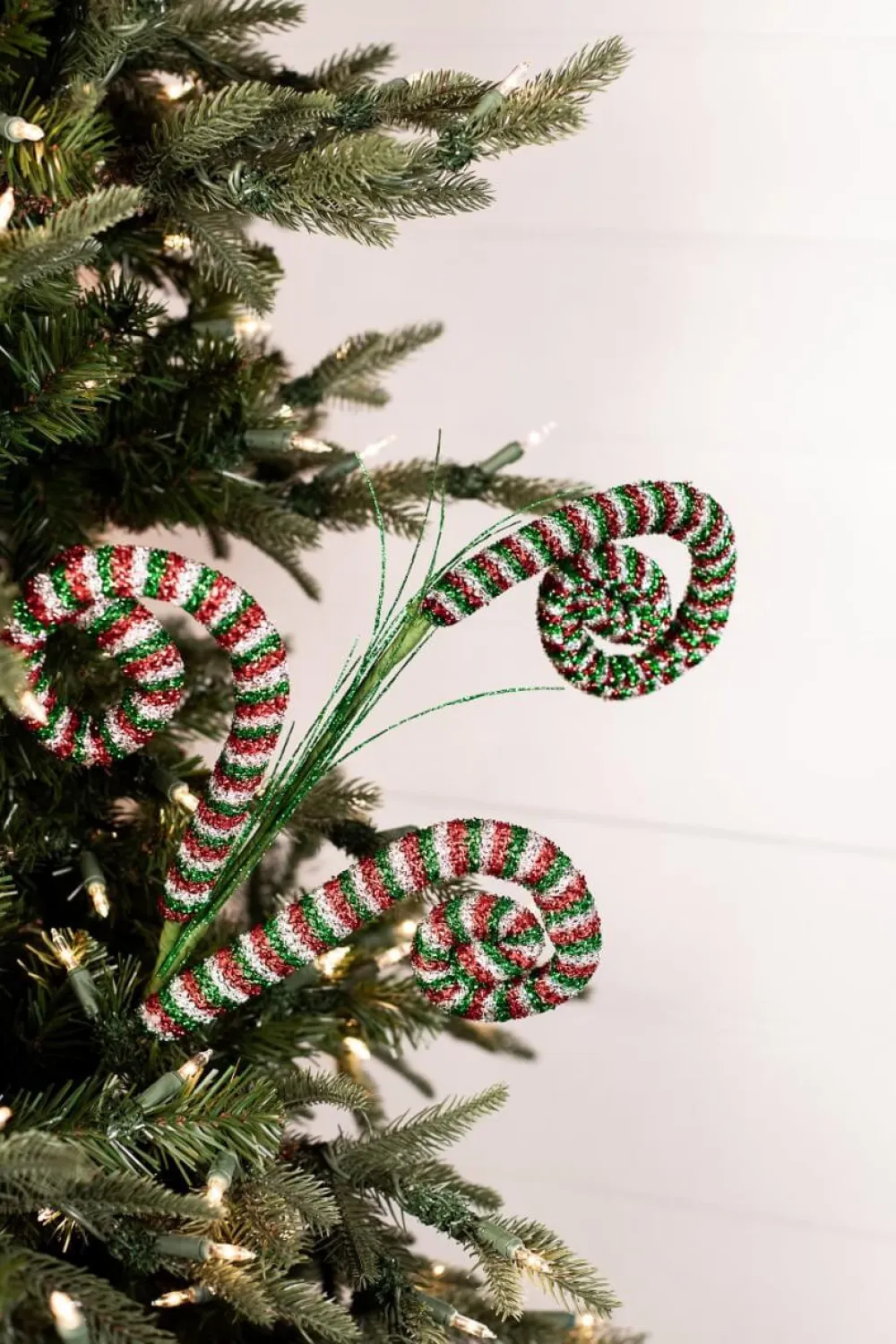 Decorator's Warehouse North Pole Party Sprays Mini Bundle > Tree Toppers|Sprays Mini Bundles