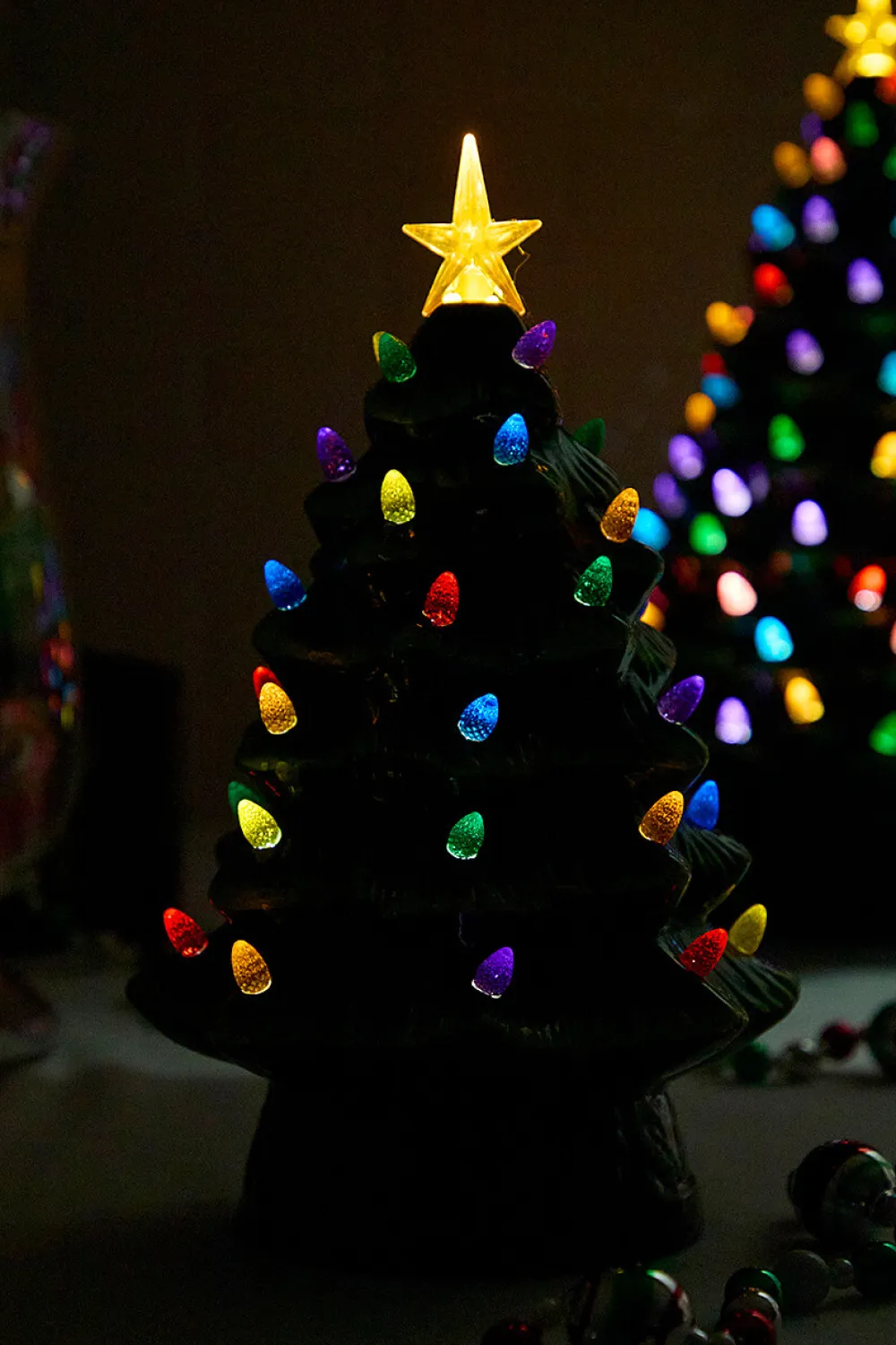 Decorator's Warehouse 12" Nostalgic Tree Green > Vintage Christmas Lights|Tabletop & Accent Trees