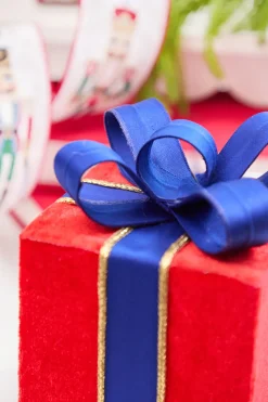 Decorator's Warehouse 6" Nutcracker Velvet Gift Box > Nutcracker